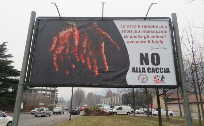 Brescia Manifesti No alla caccia LAC Lega Abolizione Caccia